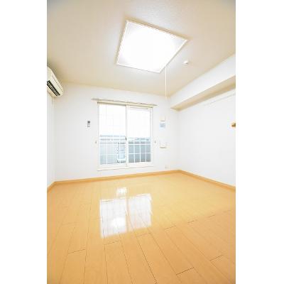 セゾン　グリーンＡ 201【管理NO：1-015475101-02010】 ★家具家電は申し込み後に搬入します★の物件画像