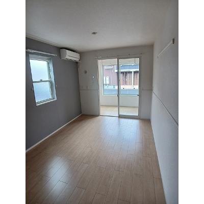 ライクスリー　Ⅱ 101【管理NO：1-024339402-01010】 ★家具家電は申し込み後に搬入しますの物件画像