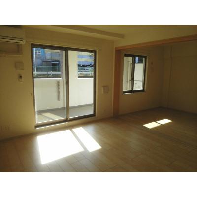 グランドソレーユ三ツ池公園 202【管理NO：1-019596601-02020】 ★家具家電は申し込み後に搬入します 2026年08月下旬入居可能の物件画像