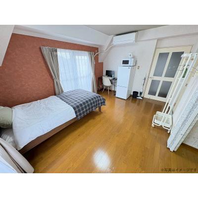 ユニオンマンスリー萩山１　402　1R・シングル☆【禁煙ルーム】人気の角部屋！安心のモニター付きインターフォン完備/デスク・チェア＆たっぷり収納2ドア冷蔵庫など生活家電のあるお部屋の物件画像