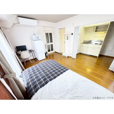 ユニオンマンスリー萩山１　402　1R・シングル☆【禁煙ルーム】人気の角部屋！安心のモニター付きインターフォン完備/デスク・チェア＆たっぷり収納2ドア冷蔵庫など生活家電のあるお部屋の物件画像