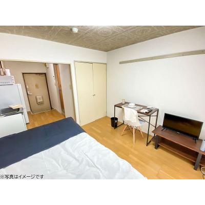 ユニオンマンスリー立川４　105　1R・セミダブル☆【禁煙ルーム】不在時の受け取りに便利な宅配ボックス完備！デスク・チェア＆洗濯機や冷蔵庫など生活家電のあるお部屋の物件画像