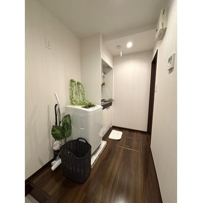 🔷🔹🔸🔶⭐ウォークインクローゼットで収納◎⭐1Kタイプ⭐2面採光で明るい室内⭐1階角部屋⭐【禁煙&Wi-Fi無料】⭐🔶🔸🔹🔷「K11」の物件画像