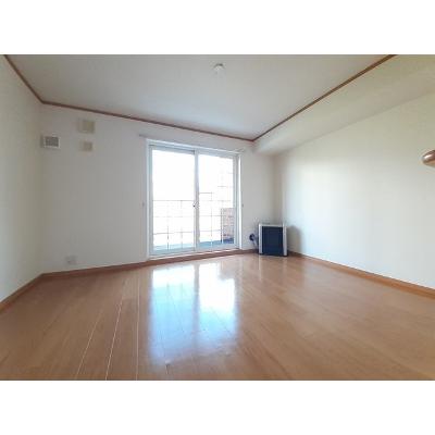 グラシオッソ 102【管理NO：1-013203301-01020】 ★家具家電は申し込み後に搬入します★の物件画像