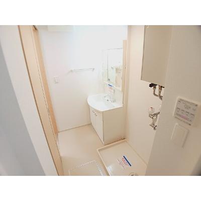 ウッドビレッジⅦ 102【管理NO：1-019721901-01020】 ★家具家電は申し込み後に搬入します★ ★2026年08月中旬入居可能★の物件画像