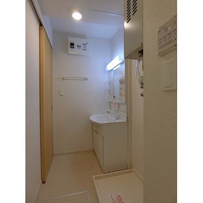 モデルノ　ポテーレⅤ 102【管理NO：1-021488203-01020】 ★家具家電は申し込み後に搬入します 2026年08月下旬入居可能の物件画像