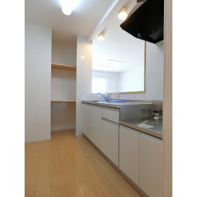 テラスハウス　Ｂｒｉｓａ 201【管理NO：1-017273502-02010】 ★家具家電は申し込み後に搬入します 2026年08月下旬入居可能の物件画像