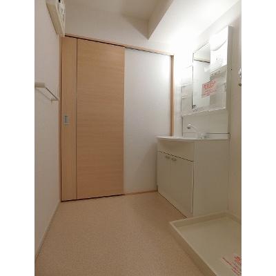 テラスハウス　Ｂｒｉｓａ 201【管理NO：1-017273502-02010】 ★家具家電は申し込み後に搬入します 2026年08月下旬入居可能の物件画像