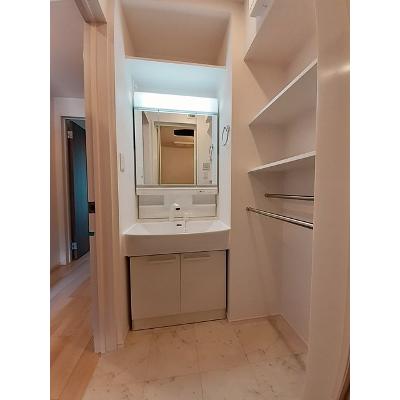 シャイングレース 103【管理NO：1-026314701-01030】 ★家具家電は申し込み後に搬入します 2026年07月中旬入居可能の物件画像