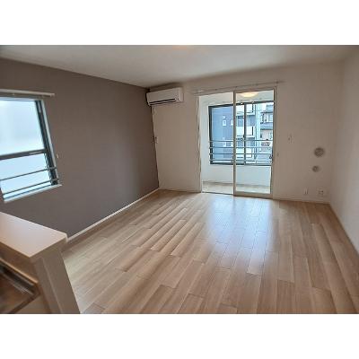 ブリ－ズ 201【管理NO：1-025508201-02010】 ★家具家電は申し込み後に搬入します★の物件画像
