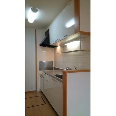 フィオーレⅠ 102【管理NO：1-015106001-01020】 ★家具家電は申し込み後に搬入します 2026年08月下旬入居可能の物件画像