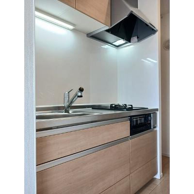 ウッド　プレイス 201【管理NO：1-025107401-02010】 ★家具家電は申し込み後に搬入しますの物件画像