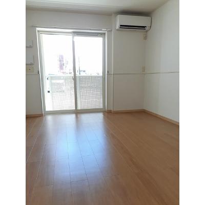 ディアコート 102【管理NO：1-015629401-01020】 ★家具家電は申し込み後に搬入します 2026年08月中旬入居可能の物件画像