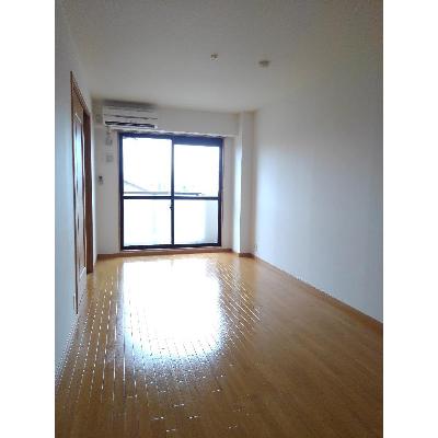 シャイニー 304【管理NO：1-012766701-03040】 ★家具家電は申し込み後に搬入します 2026年07月下旬入居可能の物件画像