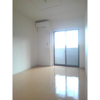ソワーニュ　トロワ 103【管理NO：1-018345203-01030】 ★家具家電は申し込み後に搬入します 2026年09月中旬入居可能の物件画像