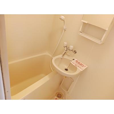 プラティークあらこ 201【管理NO：1-009436201-02010】 ★家具家電は申し込み後に搬入します 2026年08月下旬入居可能の物件画像