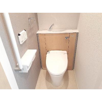 フィオーレ（Ｆｉｏｒｅ） 101【管理NO：1-025859301-01010】 ★家具家電は申し込み後に搬入しますの物件画像