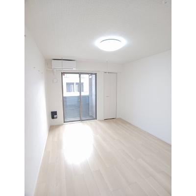 ルピナス　神戸　Ｂ 101【管理NO：1-028288502-01010】 ★家具家電は申し込み後に搬入しますの物件画像