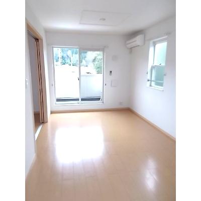 ロマネクスⅡ 201【管理NO：1-015275101-02010】 ★家具家電は申し込み後に搬入します★ ★2026年09月上旬入居可能★の物件画像