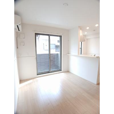 グラン　テラス 102【管理NO：1-024429901-01020】 ★家具家電は申し込み後に搬入しますの物件画像
