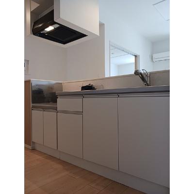カーサ・カメリア松山インターⅠ 203【管理NO：1-023170101-02030】 ★家具家電は申し込み後に搬入します 2026年07月中旬入居可能の物件画像