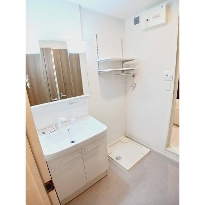 ベル　アントラー 103【管理NO：1-027214601-01030】 ★家具家電は申し込み後に搬入します★の物件画像