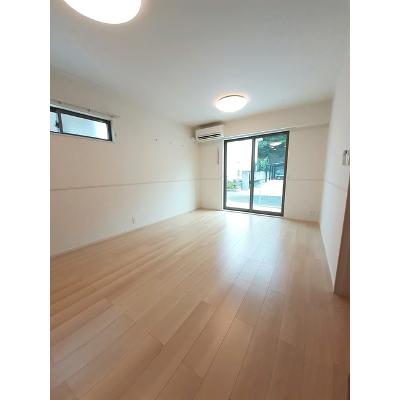 マインブルクⅣ 101【管理NO：1-026371402-01010】 ★家具家電は申し込み後に搬入しますの物件画像