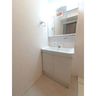マインブルクⅣ 101【管理NO：1-026371402-01010】 ★家具家電は申し込み後に搬入しますの物件画像