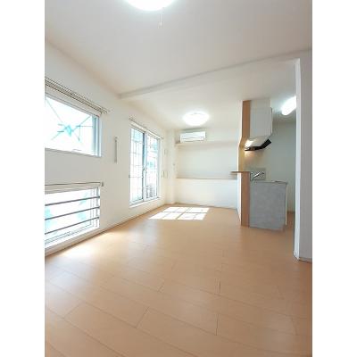 ドゥアビエスタ 202【管理NO：1-018673801-02020】 ★家具家電は申し込み後に搬入します★の物件画像