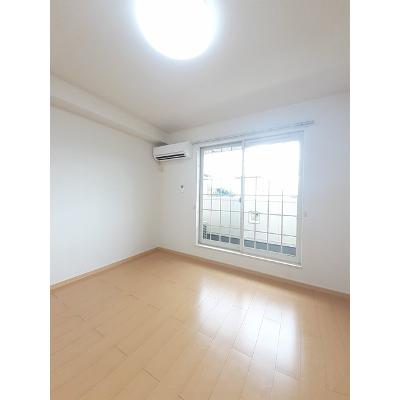 ヴィラグリーンパーク 203【管理NO：1-016141701-02030】 ★家具家電は申し込み後に搬入します★の物件画像