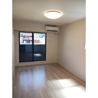 ヴィラ・トレ・ラーモ　Ｃ 202【管理NO：1-025973203-02020】 ★家具家電は申し込み後に搬入します★の物件画像