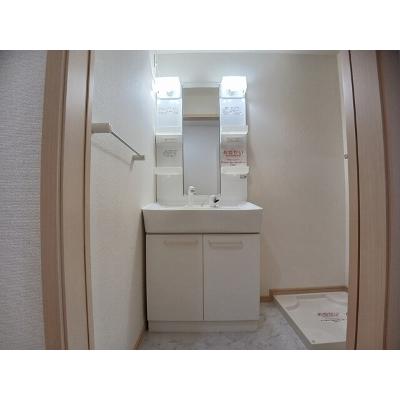 ユニゾン大平Ｃ 103【管理NO：1-015527103-01030】 ★家具家電は申し込み後に搬入します★の物件画像