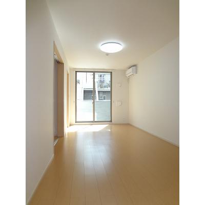 クレメント　ゼファー 105【管理NO：1-020513701-01040】 ★家具家電は申し込み後に搬入します★ ★2026年08月下旬入居可能★の物件画像