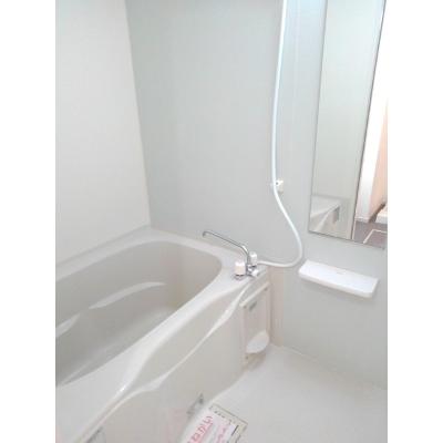 ラフテル 202【管理NO：1-017437301-02020】 ★家具家電は申し込み後に搬入します★の物件画像