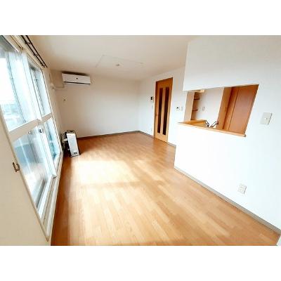 サニー・インプレス 404【管理NO：1-013699601-04040】 ★家具家電は申し込み後に搬入します 2026年08月下旬入居可能の物件画像