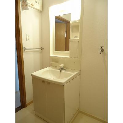 ラコート・フジＢ 103【管理NO：1-010022002-01030】 ★家具家電は申し込み後に搬入します★の物件画像