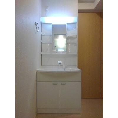 ストゥニールグリーン 202【管理NO：1-022299701-02020】 ★家具家電は申し込み後に搬入します 2026年08月下旬入居可能の物件画像