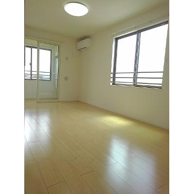 パレス　シャトンＡ 303【管理NO：1-020931001-03030】 ★家具家電は申し込み後に搬入します 2026年09月中旬入居可能の物件画像