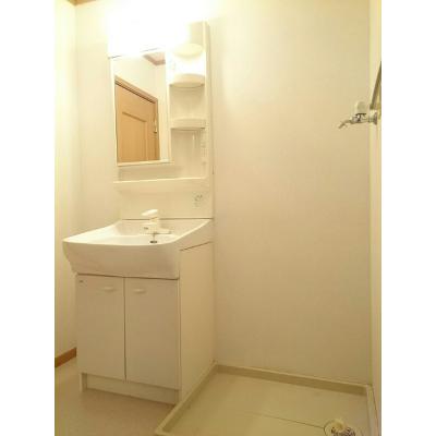 グルービー 205【管理NO：1-012296301-02040】 ★家具家電は申し込み後に搬入します 2026年08月上旬入居可能の物件画像