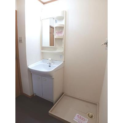 グルービー 103【管理NO：1-012296301-01030】 ★家具家電は申し込み後に搬入します 2026年08月上旬入居可能の物件画像