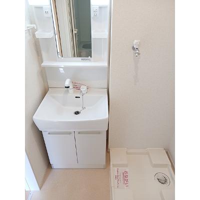 ＲａｆｆｉｎｅⅡ 106【管理NO：1-022112901-01050】 ★家具家電は申し込み後に搬入します★の物件画像