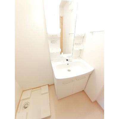 穂積Ⅱ 101【管理NO：1-015980602-01010】 ★家具家電は申し込み後に搬入します 2026年08月下旬入居可能の物件画像