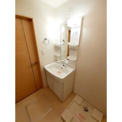 セレーノＢ 202【管理NO：1-017083602-02020】 ★家具家電は申し込み後に搬入します 2026年08月下旬入居可能の物件画像
