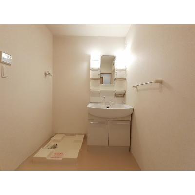 フランブリーズⅢ 201【管理NO：1-018934201-02010】 ★家具家電は申し込み後に搬入します 2026年08月下旬入居可能の物件画像