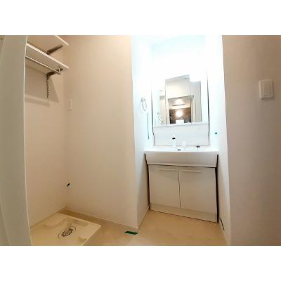 ＫＡＲＡＺ（カラズ） 201【管理NO：1-027565801-02010】 ★家具家電は申し込み後に搬入します 2026年08月下旬入居可能の物件画像