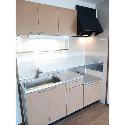 アースブラウンＫ・ＴⅡ 203【管理NO：1-010679101-02030】 ★家具家電は申し込み後に搬入します 2026年09月下旬入居可能の物件画像