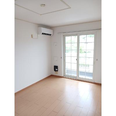 カーサプラシードＡ 101【管理NO：1-014834401-01010】 ★家具家電は申し込み後に搬入します★の物件画像