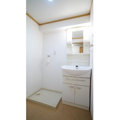 フローリッシュマンション 201【管理NO：1-012248101-02010】 ★家具家電は申し込み後に搬入します 2026年10月中旬入居可能の物件画像