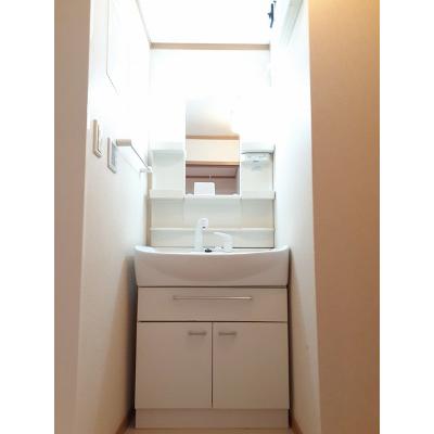 レインボーシャトー 201【管理NO：1-013402801-02010】 ★家具家電は申し込み後に搬入します 2026年08月下旬入居可能の物件画像