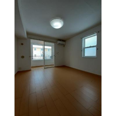 エアーウエスト 104【管理NO：1-015981401-01040】 ★家具家電は申し込み後に搬入します 2026年08月中旬入居可能の物件画像